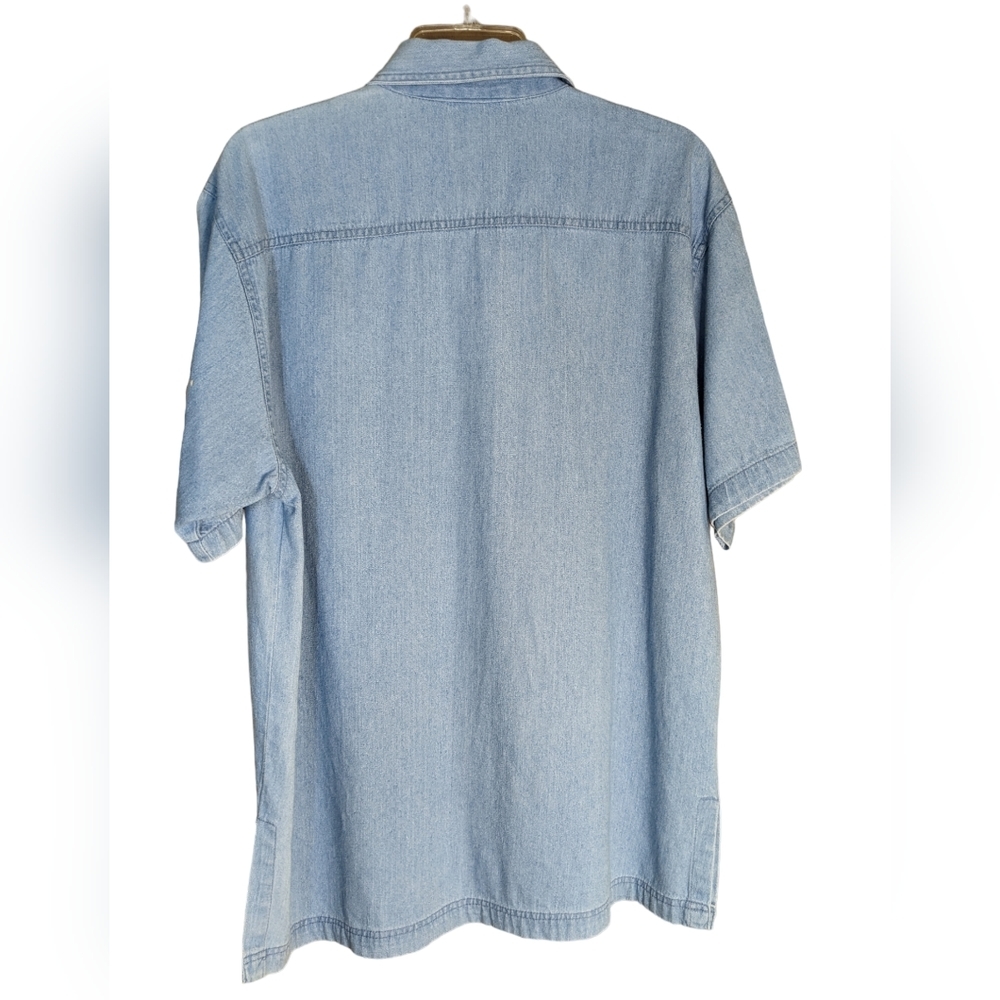 LAS OLAS denim look western/cowgirl button down shirt with rhinestones on front - Picture 10 of 14